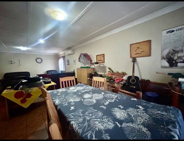 3 BEDROOM HOUSE FOR SALE IN VANDERBIJLPARK CE 2